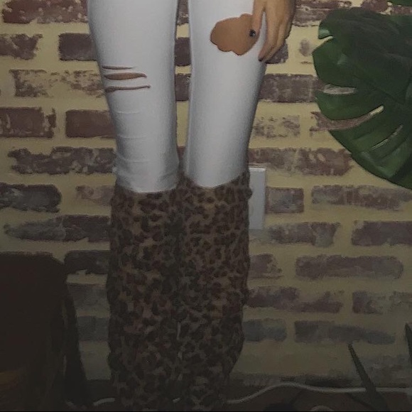 SOLD Like New Thigh High Leopard Print Boots Sz 6 - Picture 6 of 6